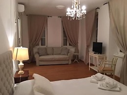 Barbacan Boutique Hotel