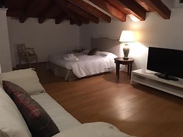 Barbacan Boutique Hotel