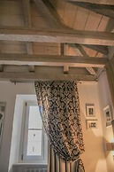 Barbacan Boutique Hotel