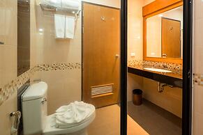 Sungthong Kamala Beach Resort