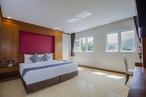 Sungthong Kamala Beach Resort