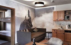 Montana Apartments