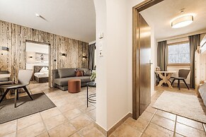 Montana Apartments