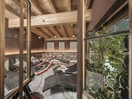 Montana Apartments
