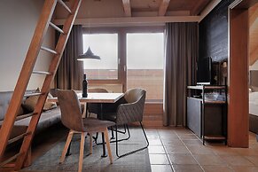 Montana Apartments