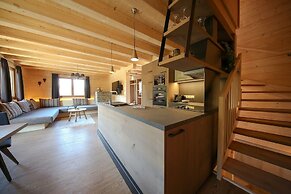 Montana Apartments