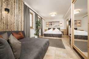 Montana Apartments