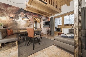 Montana Apartments