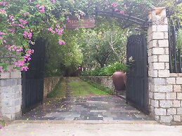 Villa Hoa Su - Frangipani Village Resort