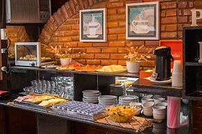Hotel Serra Everest