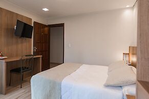 Hotel Serra Everest