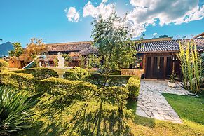 Hotel Serra Everest
