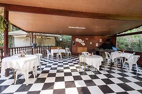 Hotel Serra Everest