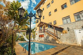 Hotel Serra Everest