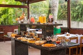 Hotel Serra Everest