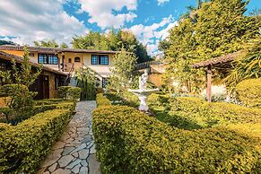 Hotel Serra Everest