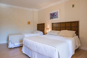 Hotel Serra Everest