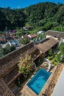 Hotel Serra Everest
