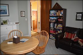 Inn at the Agora