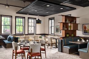 Hilton Garden Inn Burlington Downtown