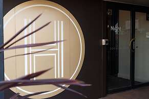 Nightcap at Hendon Hotel