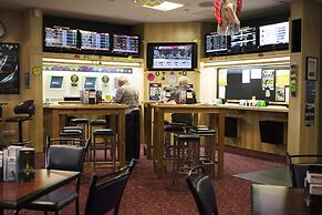 Nightcap at Hendon Hotel