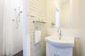 Nightcap at Playford Tavern