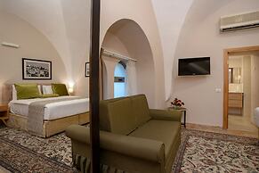 The Sephardic House