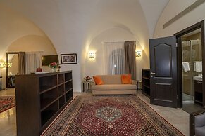 The Sephardic House