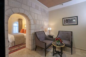 The Sephardic House