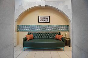 The Sephardic House