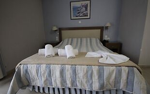 Philoxenia Hotel