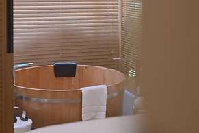 Banyan Tree Huangshan