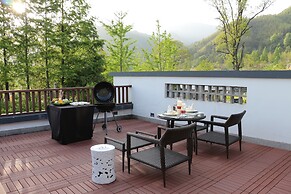 Banyan Tree Huangshan