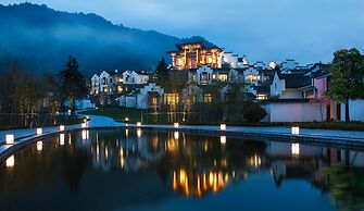 Banyan Tree Huangshan