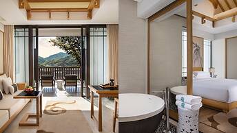 Banyan Tree Huangshan