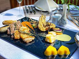 Banyan Tree Yangshuo