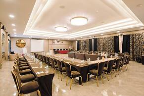 Amaroossa Grande Bekasi