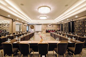 Amaroossa Grande Bekasi