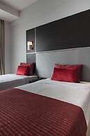 Cloud Hotel & Suites