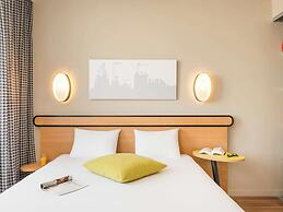 Aparthotel Adagio Access Paris Massy Gare TGV