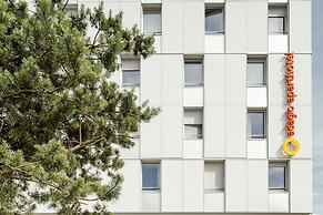 Aparthotel Adagio Access Paris Massy Gare TGV