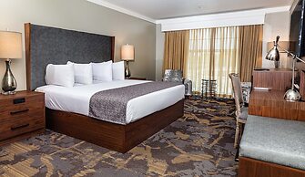 The Inn at the Crossroads