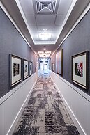 The Inn at the Crossroads