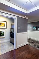 The Inn at the Crossroads