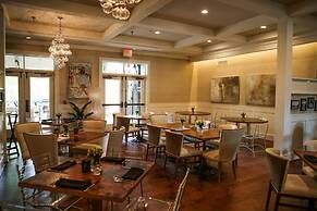 The Inn at the Crossroads