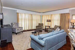 The Inn at the Crossroads