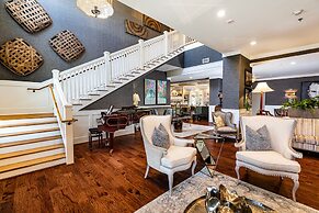 The Inn at the Crossroads