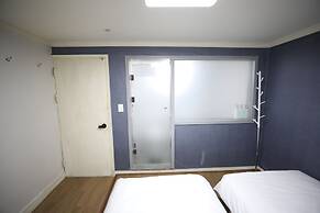 Sinchon Gaon Hostel
