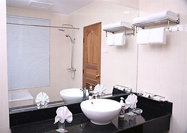 Excel Capital Hotel